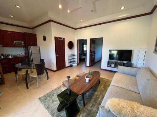 Rayong Villa | Thailand Dream Village E09