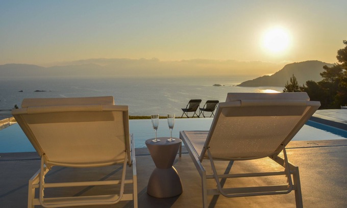 Punta Villa | Thalasses Villas Skiathos Villa Meliti (4 people) Beachfront