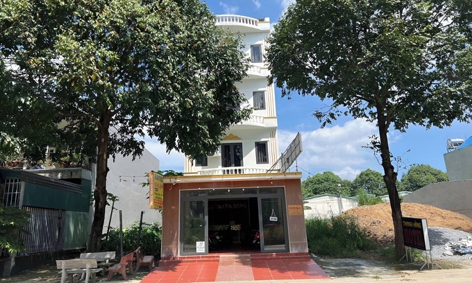 Bau Bang Hotel | Thanh Hang Hotel