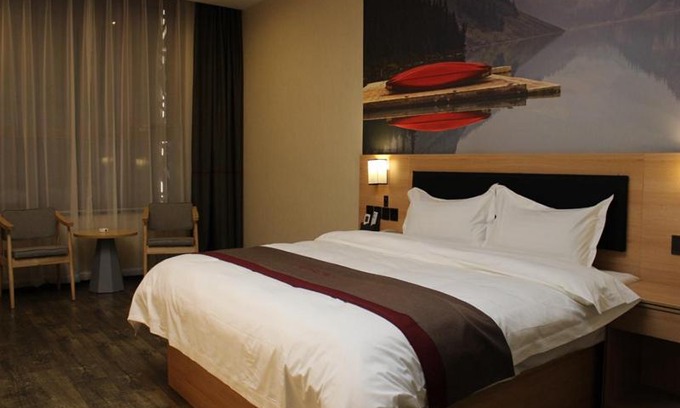 Haizhou District Hotel | Thank Inn Plus Hotel Liaoning Fuxin Passenger Terminal Station Store