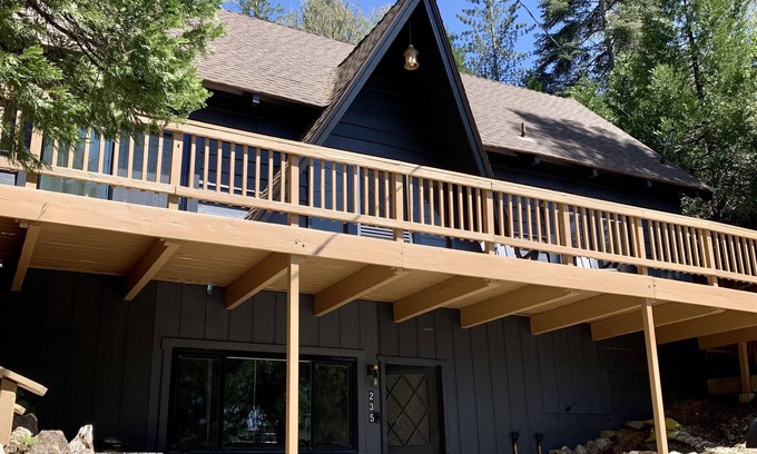 Blue Jay House | That 1 Lodge