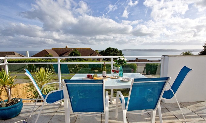 Torquay Cottage | Thatcher's Rock Heights