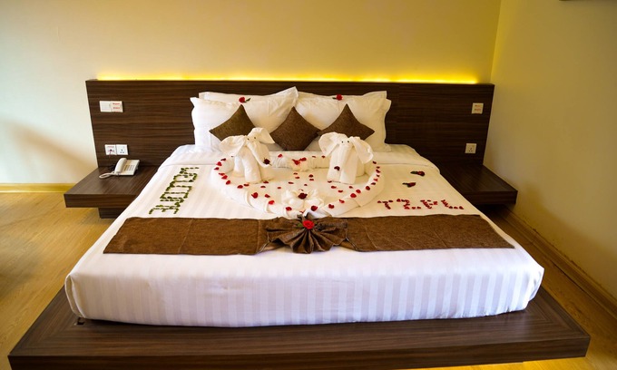 Ngapali Hotel | Thazin Palace A Hotel