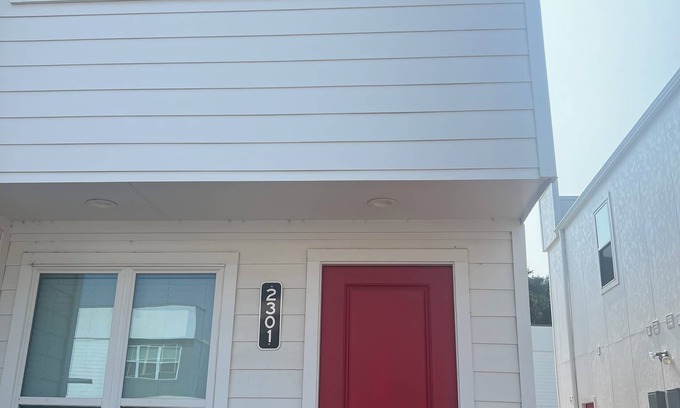 Greater Greenspoint House | The 3-bedroom Smart Townhome in beautiful Houston!