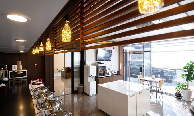 Gumi Hotel | The 7 Business Hotel