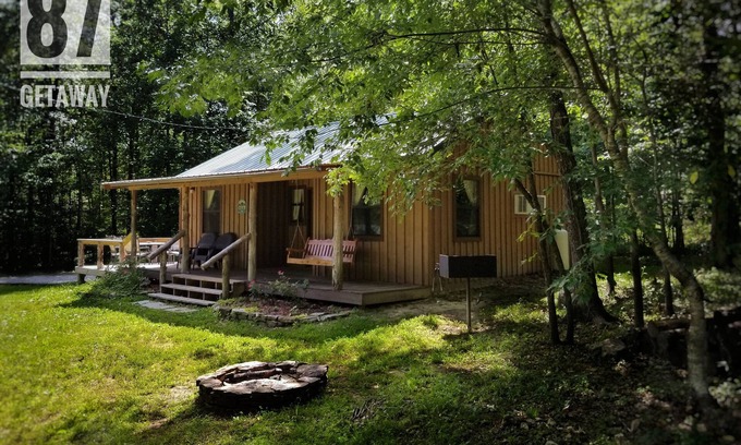 Newnata Cabin | The 87Getaway Cabin #2