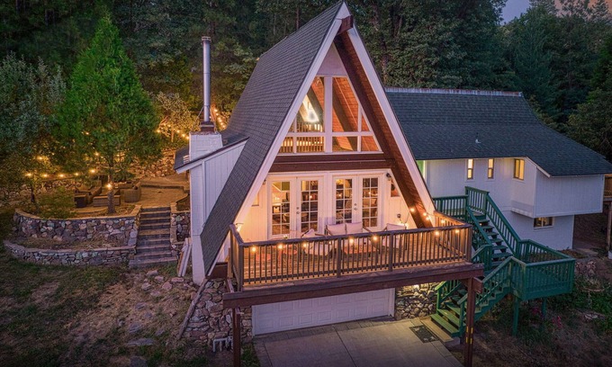 North Fork Cabin | The A-Frame on Toku: Gameroom/HotTub/Firepit/BassLake