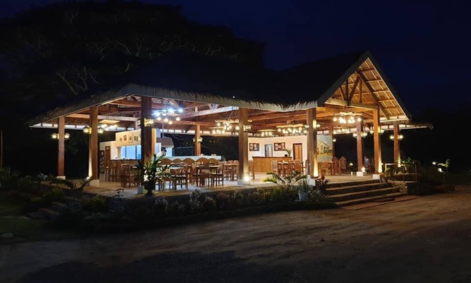 Carmen Hotel | The Acacia Glamping Park
