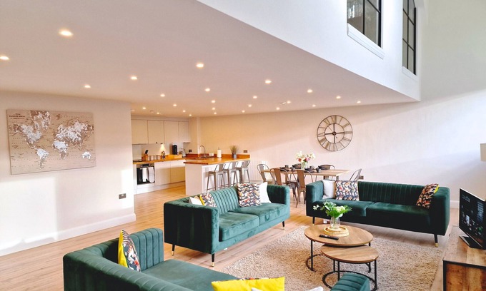 Shrewsbury Apartment | The Academy House by Bevolve