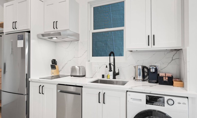 Pacific Heights Apartment | The Addison by Kasa | Basic Studio | San Francisco