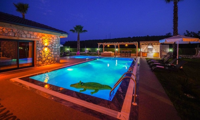Seydikemer Villa | THE ADDRESS OF PEACE