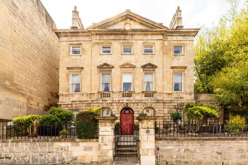 Bath House | The Admirals House - Central Bath & Free Parking