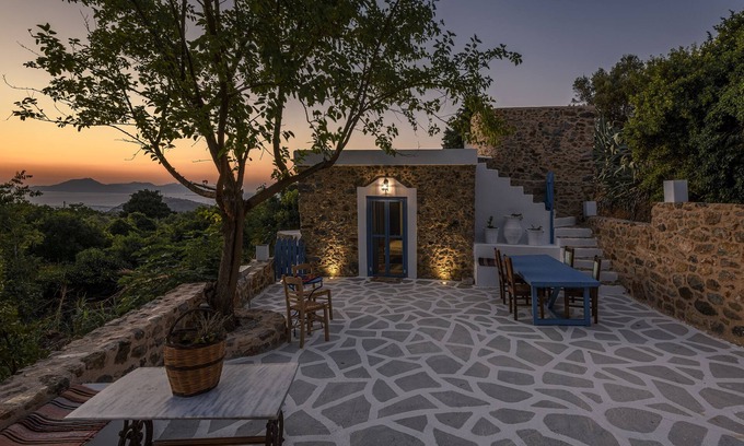 Zia House | The Aegean blue country house Old Milos