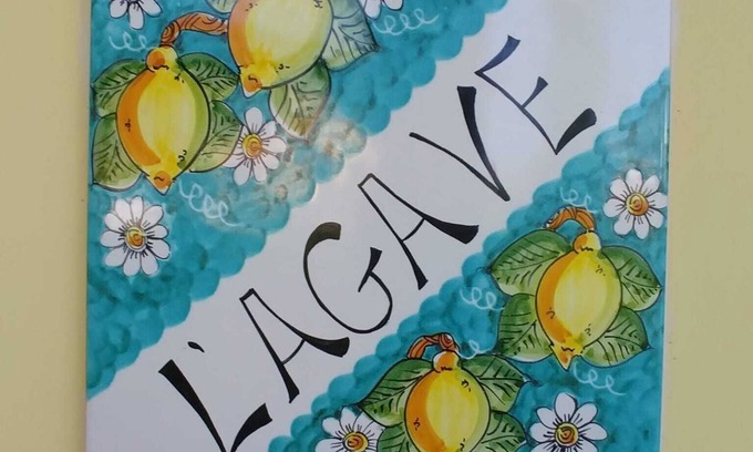Laura Apartment | The Agave, vacation villa home in Paestum