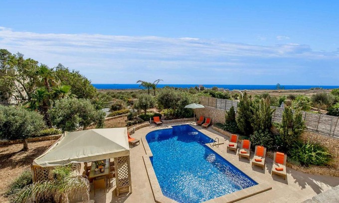 San Lawrenz House | The Almonds Luxury Villa