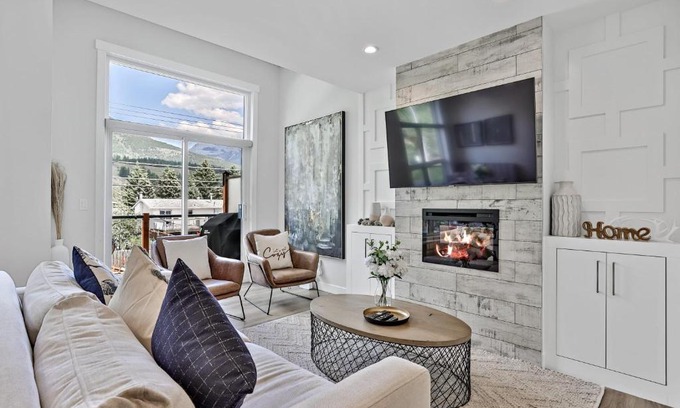 Teepee Town House | The Alpine Escape by Samsara Resort Top View Downtown 4BR & 3BTH