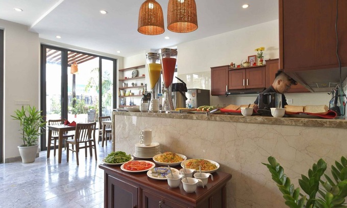 Hoi An Villa | THE ANCIENT TOWN BEAUTY VILLA WITH 9 BED ROOMS FOR 22 GUESTS WITH OUTDOOR POOL