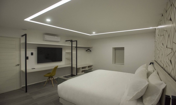 Downtown Queretaro Hotel | The Andy Master Suite 10
