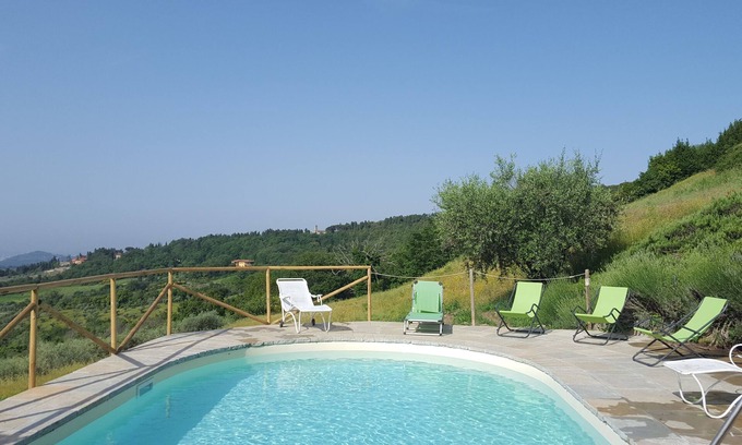 Pratolino Apartment | The Anforti - One bedroom holiday apartment in the beautiful Florentine hills