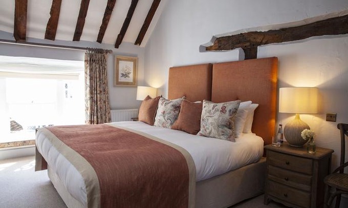 Petworth Hotel | The Angel Inn Petworth