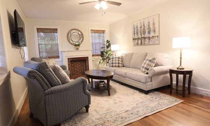 Oxford House | The Ann, Discounted rate for S. Carolina game!