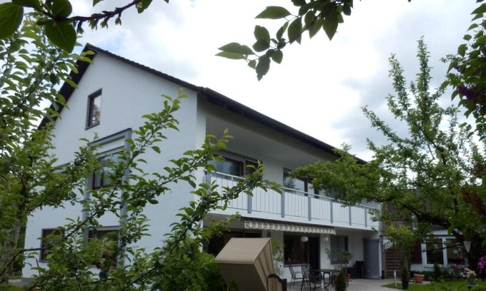 Kaufbeuren Apartment | The apartment Andrea with 3 stars is located directly in Kaufbeuren in the Allgäu!