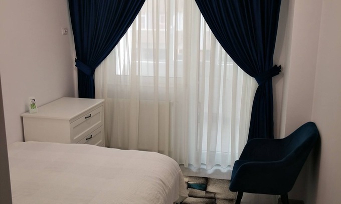 Bacau Apartment | The apartment is placed in a condominium located in a residential complex.