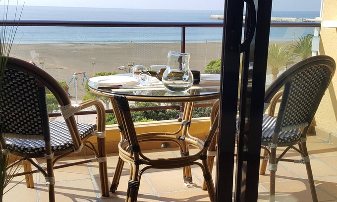 Gran Tarajal Apartment | THE APARTMENT ON THE BEACH.