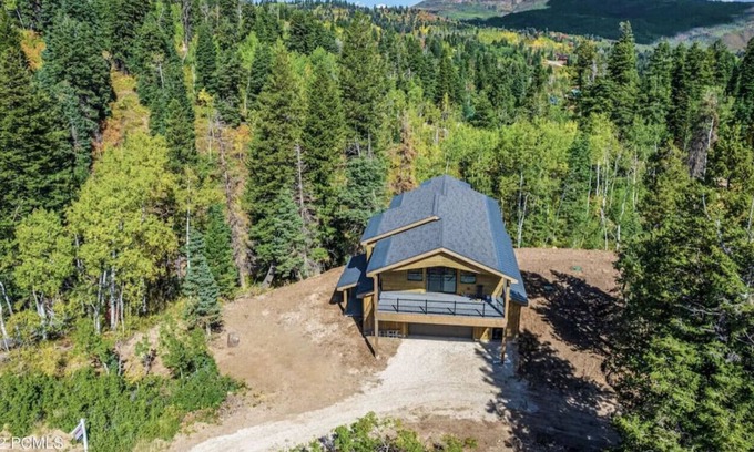 Tollgate Canyon House | The Arapahoe Overlooking Park City