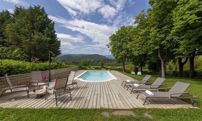 Porrena Villa | The Arboretum