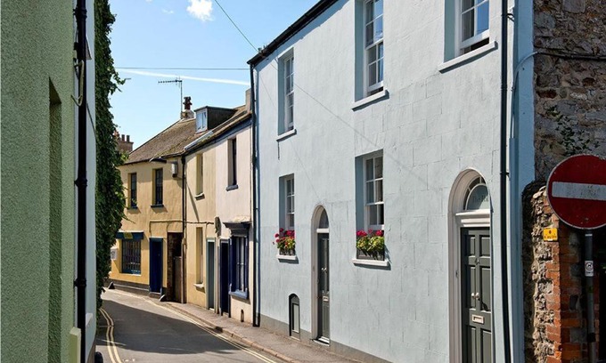 Lyme Regis House | The Arched House