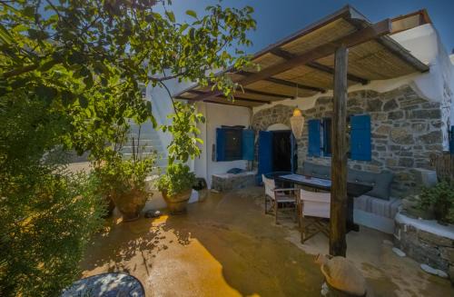 Mirsini House | The Architect's Village House