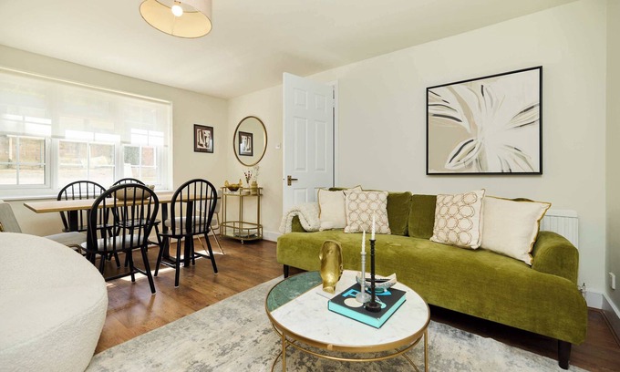 Junction Apartment | The Archway Garden Flat