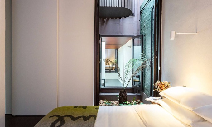 Alexandria House | The Art House, Alexandria Isyd