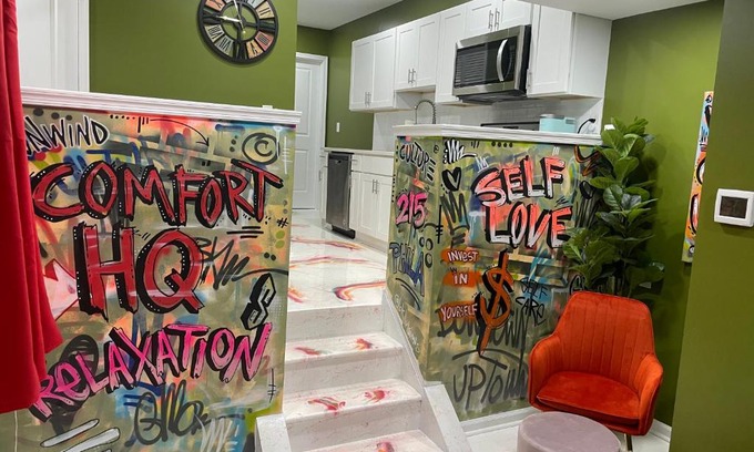 North Philadelphia West Apartment | The Art Palace
