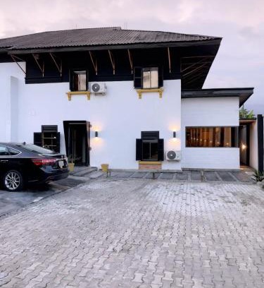 Port Harcourt Hotel | The Artist Residence