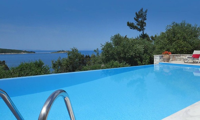 Katsimatika Villa | The Artist's House - One Bedroom Villa, Sleeps 2