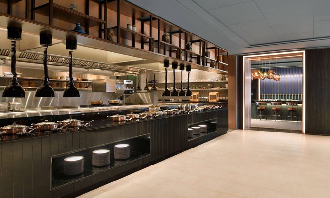 Maradu Hotel | The Artiste, Kochi, a Tribute Portfolio Hotel by Marriott