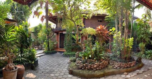 Gilimanuk House | The Arya guest house