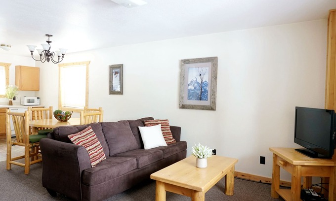 West Yellowstone Condo | The Aspen-Cozy two bedroom, right in town