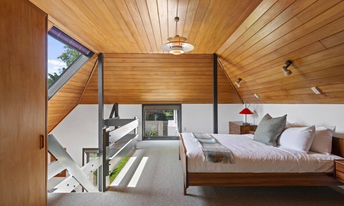 Christchurch House | The Athfield House - St Martins