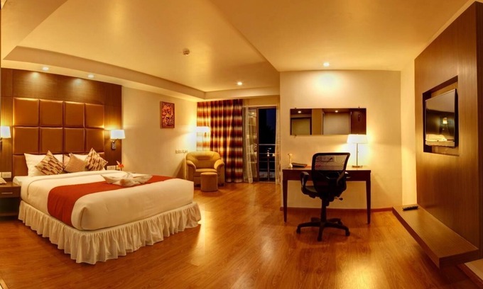 Mysore Hotel | The Atrium Boutique hotel with 1 bedroom and AC, WiFi in charming Mysore