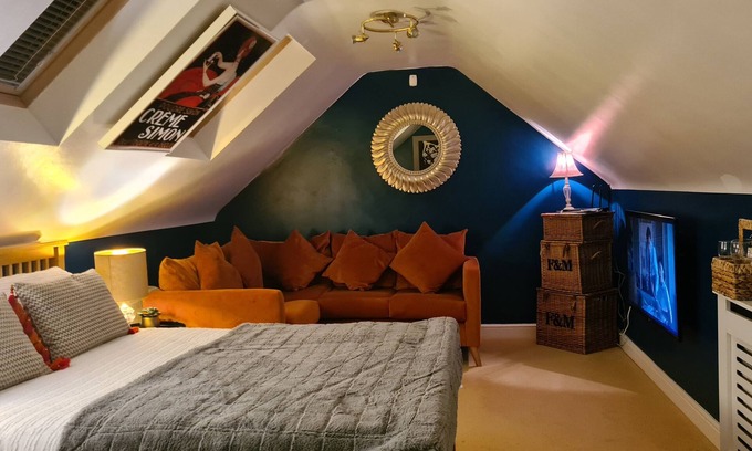 Shrewsbury Apartment | The Attic by the Abbey