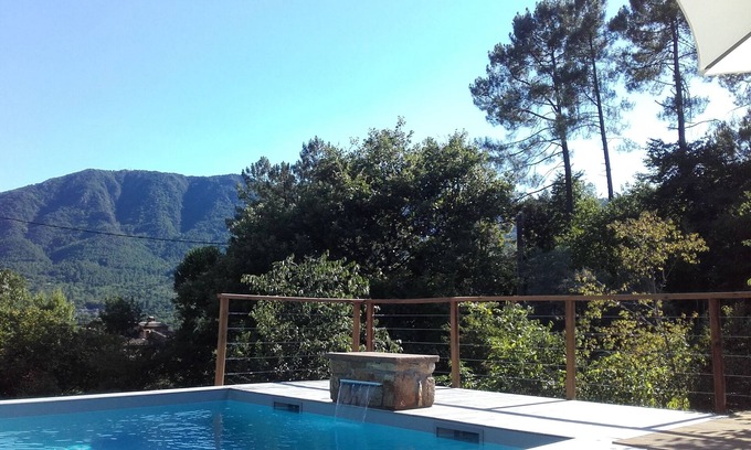 Les Salelles Villa | The aubado dou Riéu Modern villa with salt pool