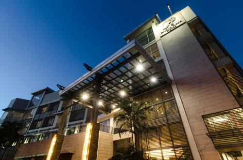 Naga Hotel | The Avenue Plaza Hotel