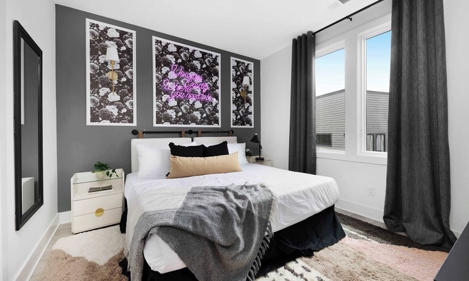 Historic Edgefield House | The Azalea & The Sunflower - 2 homes, 8 bedrooms