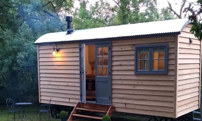 Steyning House | The Bakers Hut by Interhome
