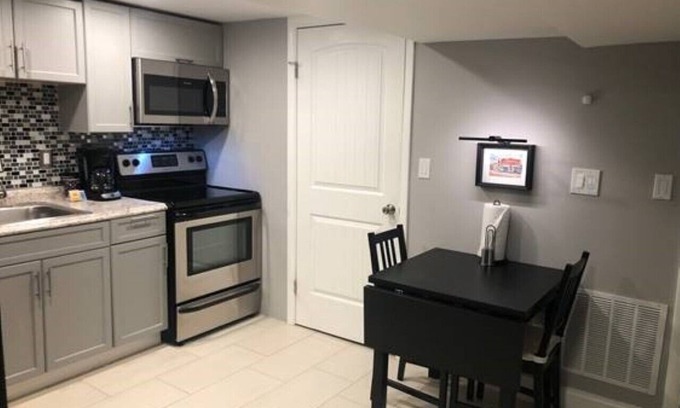 Anacostia Apartment | The Bangor D.C., Cozy Basement Apartment w/Kitchen
