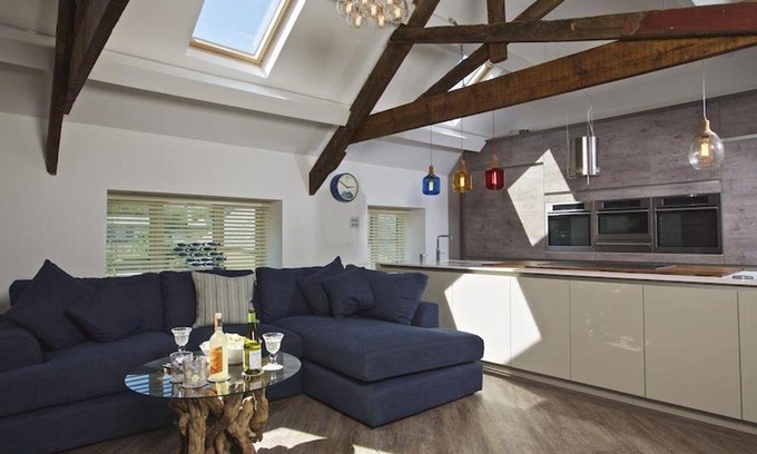 Torcross House | The Barn, 20 At The Beach