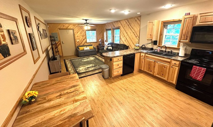 Skyland House | "The Barn”. A cozy cabin feel.